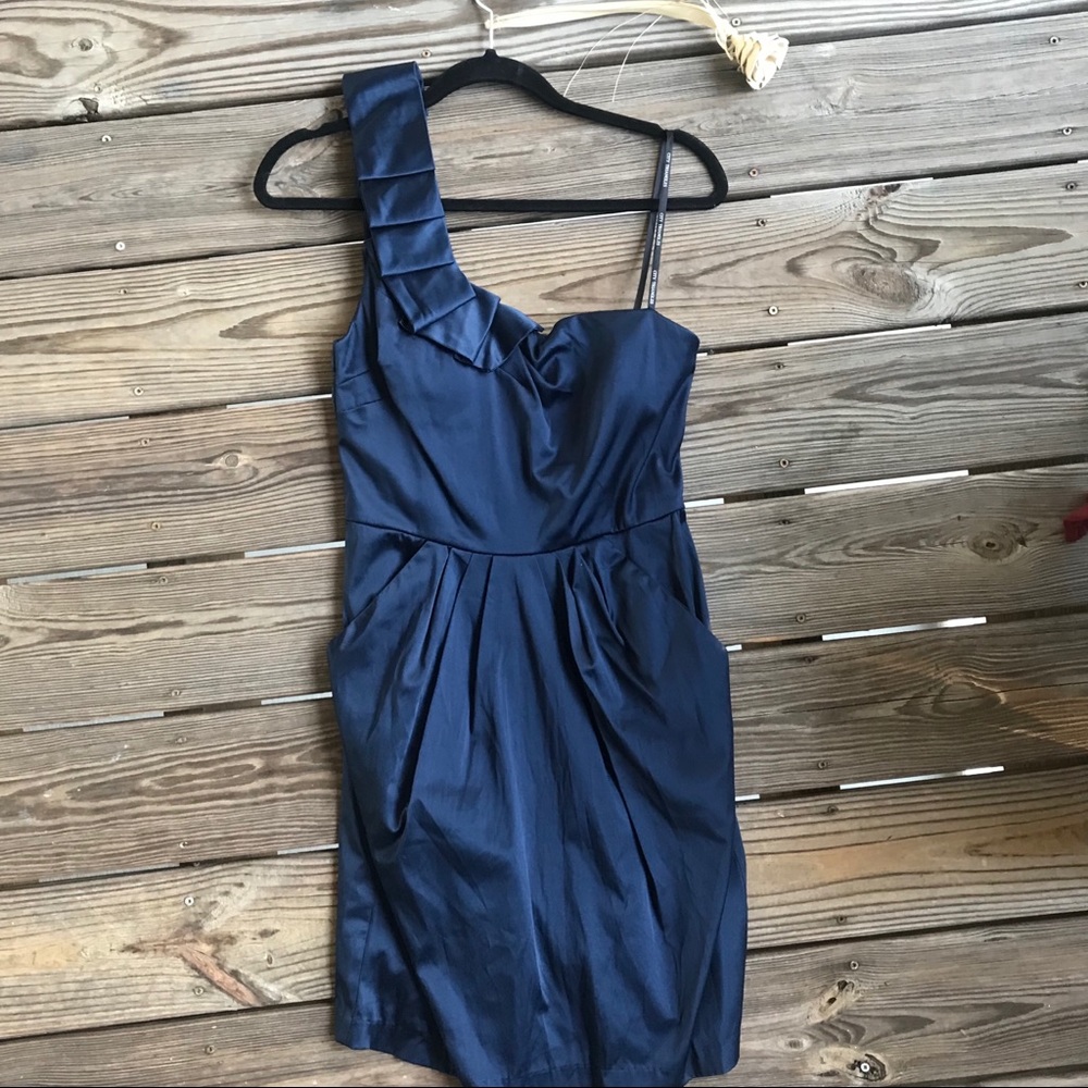Navy blue one shoulder dress 🎯🚨SOLD🚨🚨🎯no longer available!